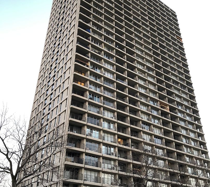 1st image of 1960 N Lincoln Park West Pl #1402