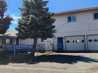 966 Gilman Rd, Medford, OR 97504