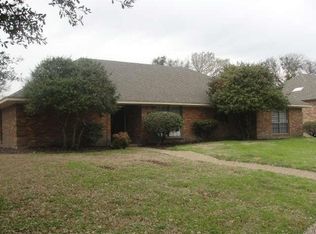 1127 Bayshore Dr, Rockwall, TX 75087