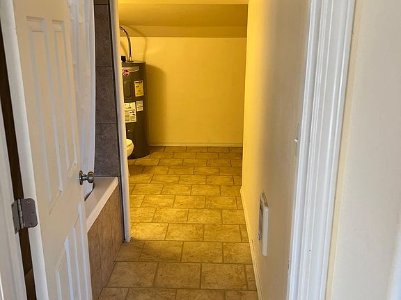 5th image of 1939 Juniper St #2