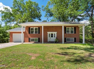 444 Dogwood Dr, Harriman, TN 37748