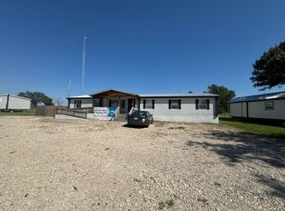 2084 E Us Highway 69, Emory, TX 75440