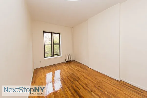 Rented by NextStopNY | media 2