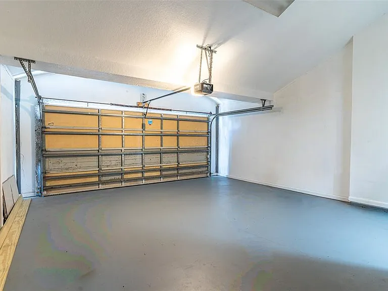 148 Madalyn Ct — Photo 17