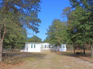 93 Guinivere Ln, Defuniak Springs, FL 32433