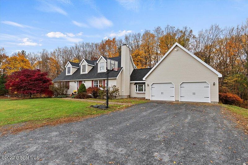 4th image of 632 Wilson Hill Road