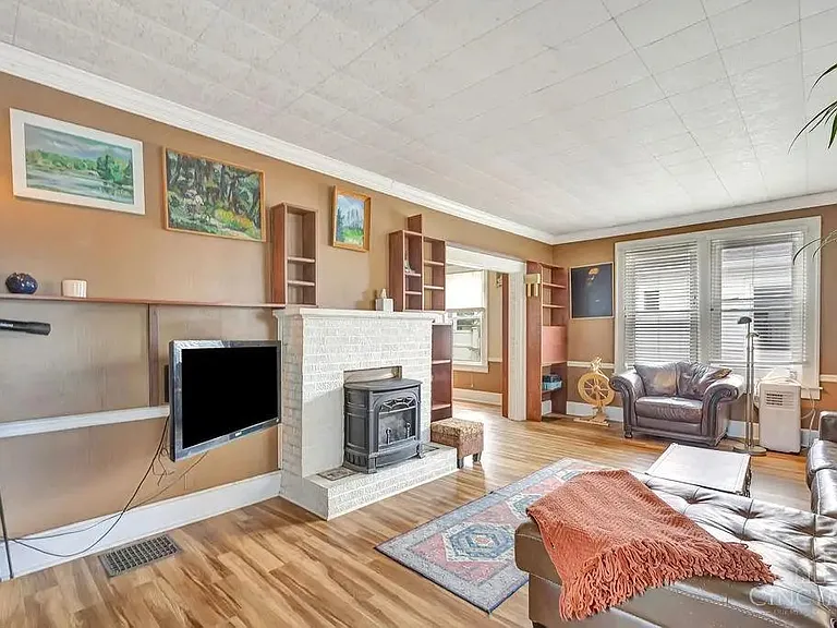 719 S College Ave — Photo 1