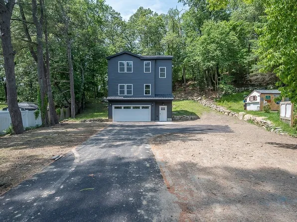 153 Riverlin St, Millbury, MA 01527