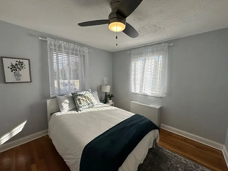 W 3rd Ave 85 NPR — Photo 39