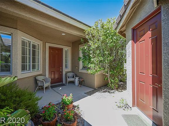 4th image of 2544 Silver Beach Dr