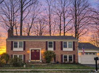 1530 Powells Tavern Pl, Herndon, VA 20170