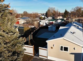 42 W Westover Cres, Claresholm, AB T0L0T0