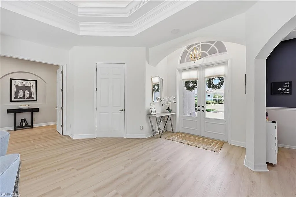 4 bed, 3.0 bath, 2575 sqft, $18,000 — Photo 3
