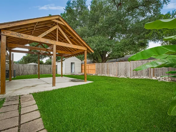 3714 Parkridge Glen Dr, Houston, TX 77082