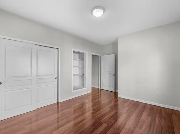 845 Newark Avenue image 17 of 26