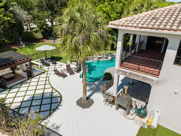 9521 Eden Mnr — Photo 9