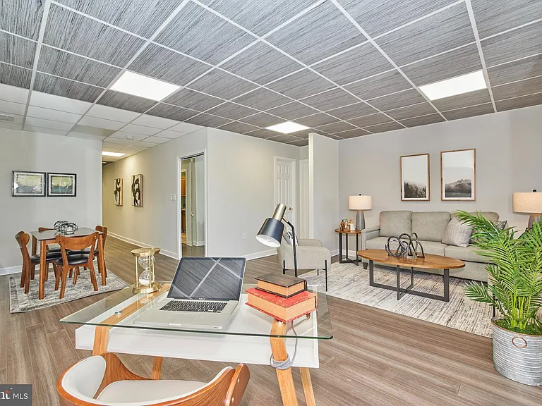 4242 E West Hwy #308 — Photo 13