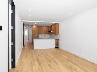 224 W 20th St #5, New York, NY 10011