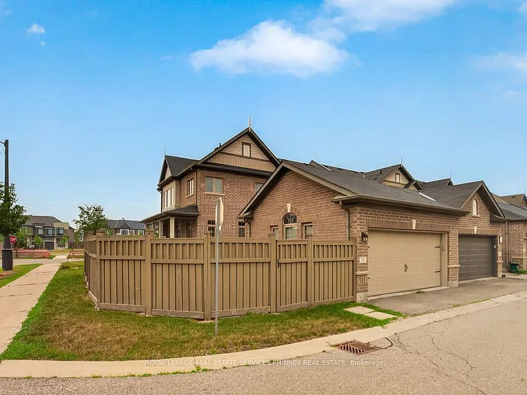 222 Moody Dr — Photo 43