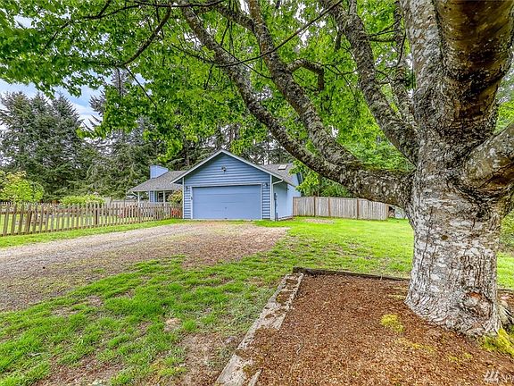 The two car garage is great for your parking and storage needs. 