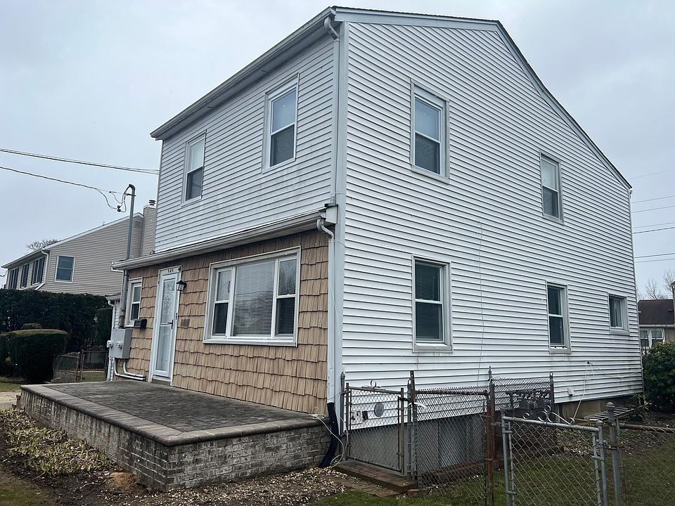 1st image of 340 Mineola Ave Floor 2