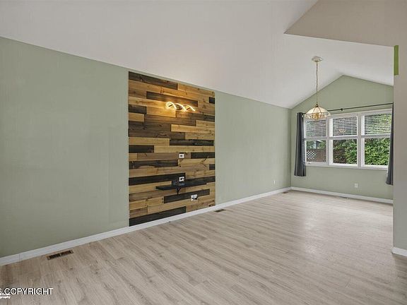 5th image of 2416 Brook Hill Cir