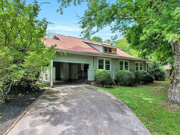 2nd image of 200 New Englewood Rd
