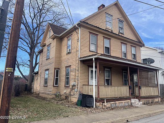 2nd image of 141 W 9th St