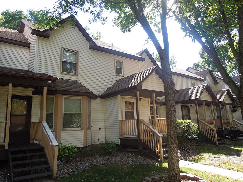 1st image of 912 Galtier St