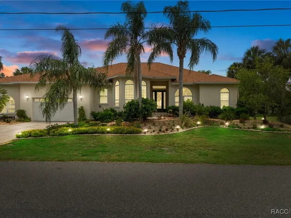 11530 W Waterway Dr, Homosassa, FL 34448