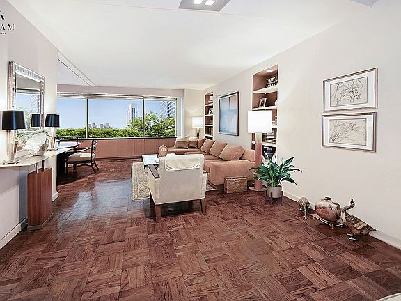 4th image of 300 E 74th St APT 2E