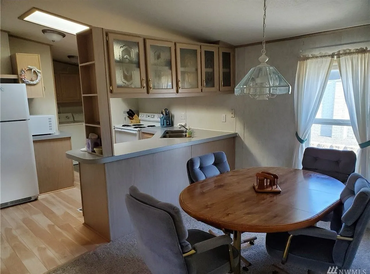 3 bed, 1107 sqft, $1,650 — Photo 3