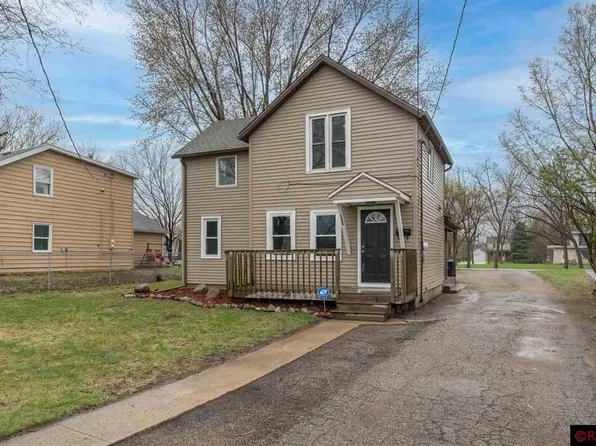 1506 3rd Ave, Mankato, MN 56001