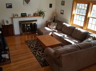 3 Caulfield Rd, Wayland, MA 01778