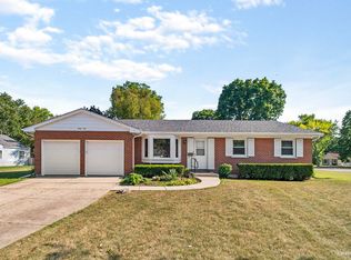 39 Fernwood Rd, Montgomery, IL 60538