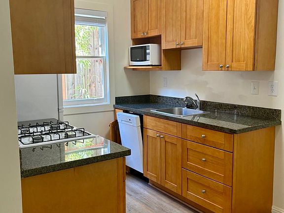 3rd image of 1470 Fulton St APT 3