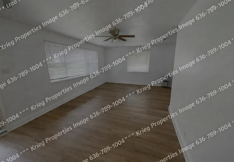 128 N 10th St — Photo 4