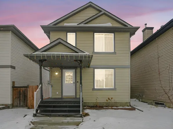 2348 28b Ave NW, Edmonton, AB T6T 2A4