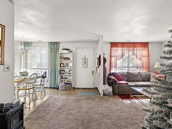 4th image of 43 N Columbus Ave