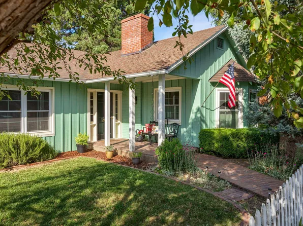 205 E D St, Jacksonville, OR 97530