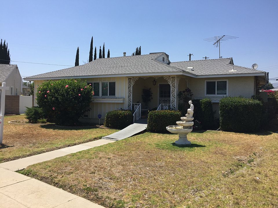 1st image of 10235 Collett Ave