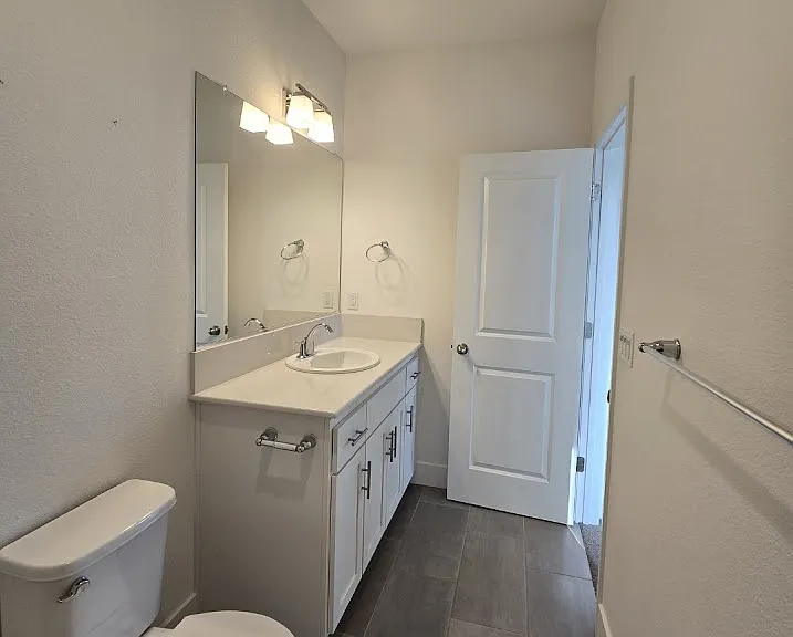 4324 Vineyard Dr — Photo 43