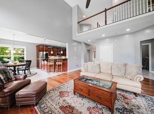 318 Trace Dr, Delaware, OH 43015