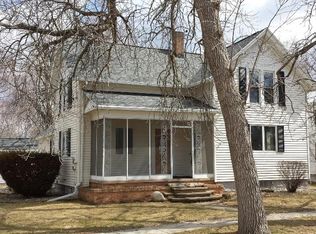 233 N 3rd St, Winneconne, WI 54986