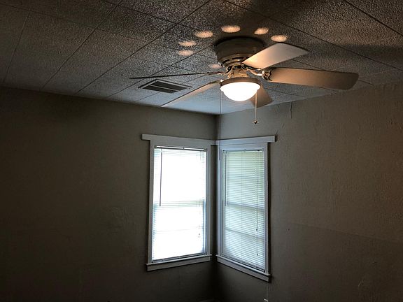 2nd image of 408 W Homan Ave