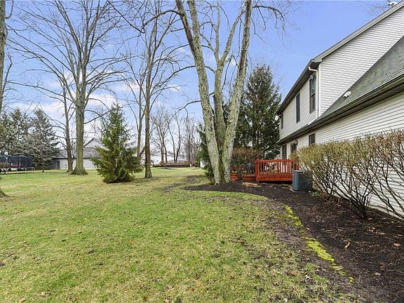 4th image of 110 Pembridge Ct