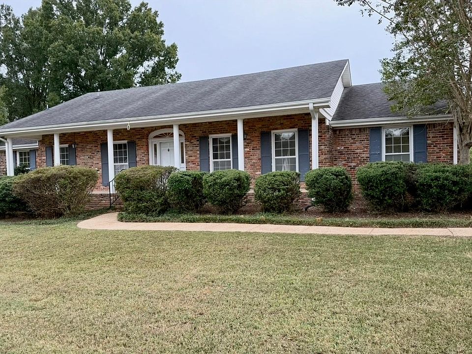 1st image of 349 Roxie Dr