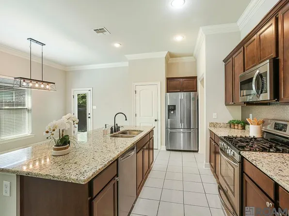 39197 Superior Wood Ave, Gonzales, LA 70737