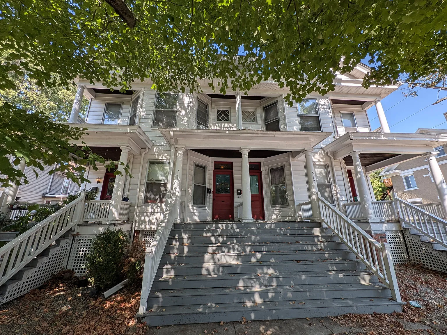 514 E Grove St #514 photo 1