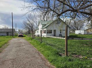 1242 S 12th St, Payette, ID 83661